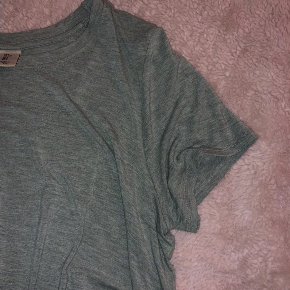 Olive green tee - Picture 4 of 4